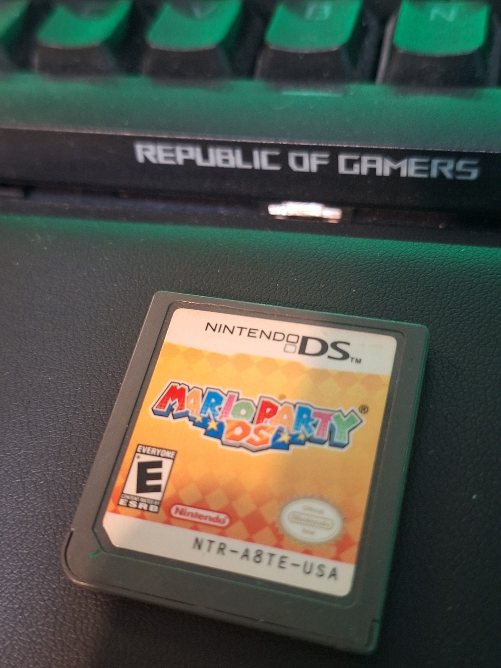 Nintendo DS Mario Party DS Cartridge - Orange Label, Gray Shell